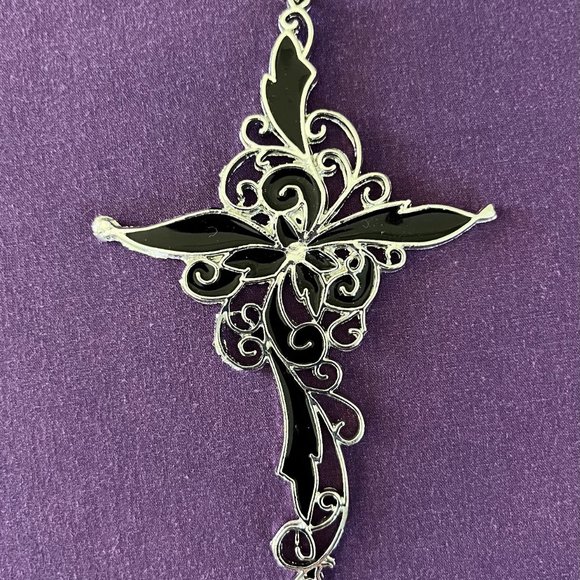 Vintage Ornate Filigree Silver-Tone/Enamel Cross Necklace By Luna - Picture 3 of 6